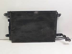 CONDENSADOR / RADIADOR AIRE ACONDICIONADO 1K0820191A AUDI A4 BERLINA (B5) (8D2) Autodesguaces Alicante