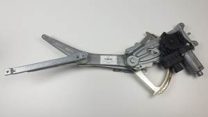 ELEVALUNAS DELANTERO IZQUIERDO 0130821454 OPEL ZAFIRA B Autodesguaces Alicante