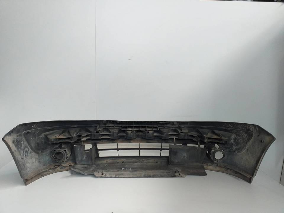 PARAGOLPES DELANTERO