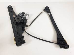 ELEVALUNAS DELANTERO IZQUIERDO 156120832H OPEL GRANDLAND X Autodesguaces Alicante