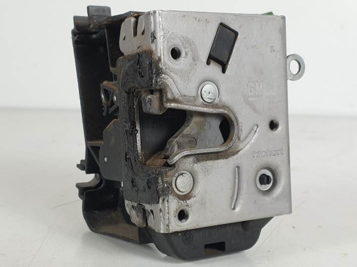 CERRADURA PUERTA DELANTERA DERECHA 24434883 OPEL CORSA C Autodesguaces Alicante