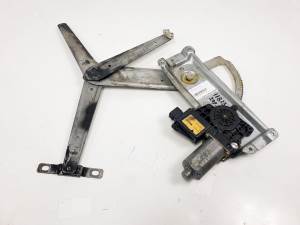 ELEVALUNAS DELANTERO IZQUIERDO 90520201 OPEL TIGRA Autodesguaces Alicante