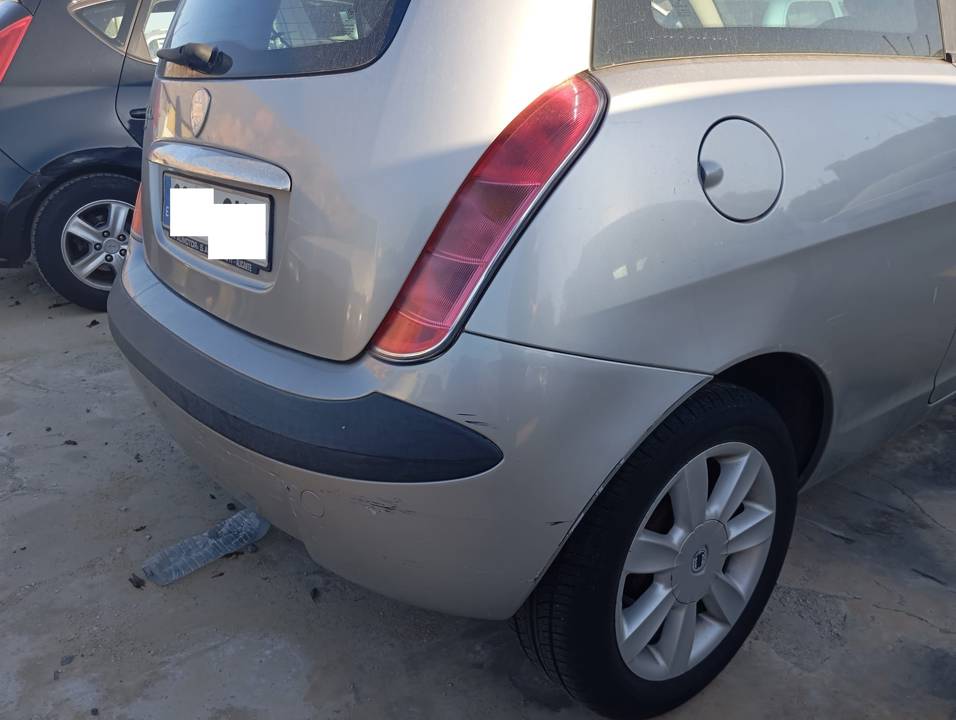 TAPA EXTERIOR COMBUSTIBLE