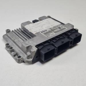 CENTRALITA MOTOR UCE 0281011863 CITROEN C4 BERLINA Autodesguaces Alicante