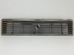 REJILLA DELANTERA RENAULT 6 Autodesguaces Alicante