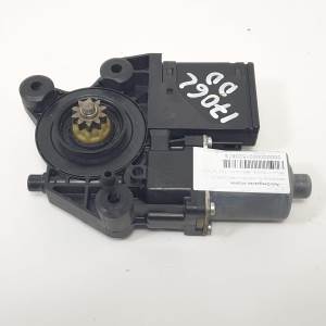 MOTOR ELEVALUNAS DELANTERO DERECHO 807300004R RENAULT MEGANE III BERLINA 5P Autodesguaces Alicante