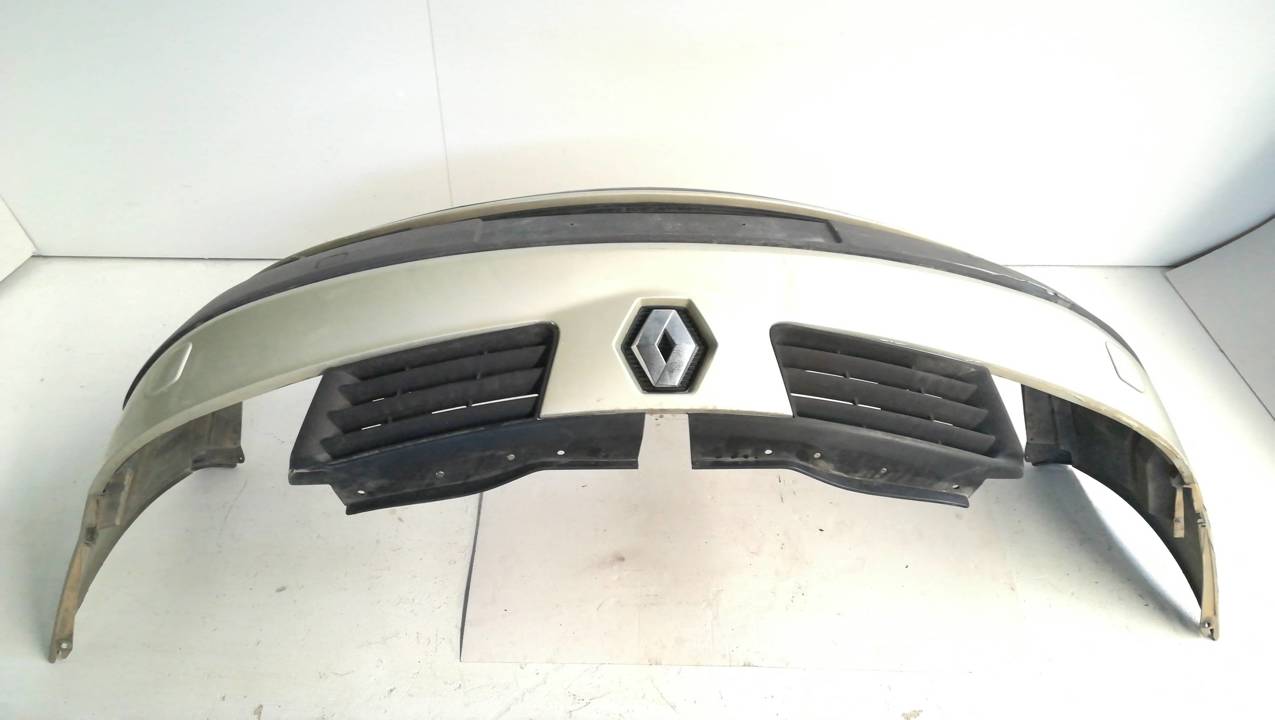 PARAGOLPES DELANTERO