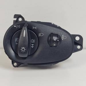 MANDO LUCES 2M5T13A024EA FORD FOCUS TURNIER (CAK) Autodesguaces Alicante