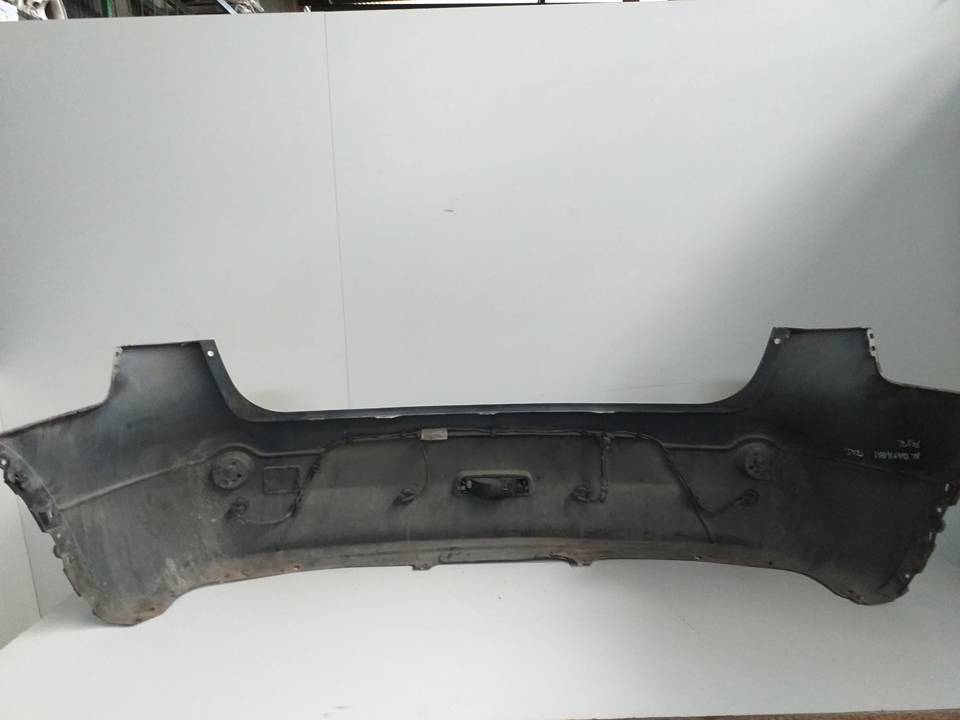 PARAGOLPES TRASERO