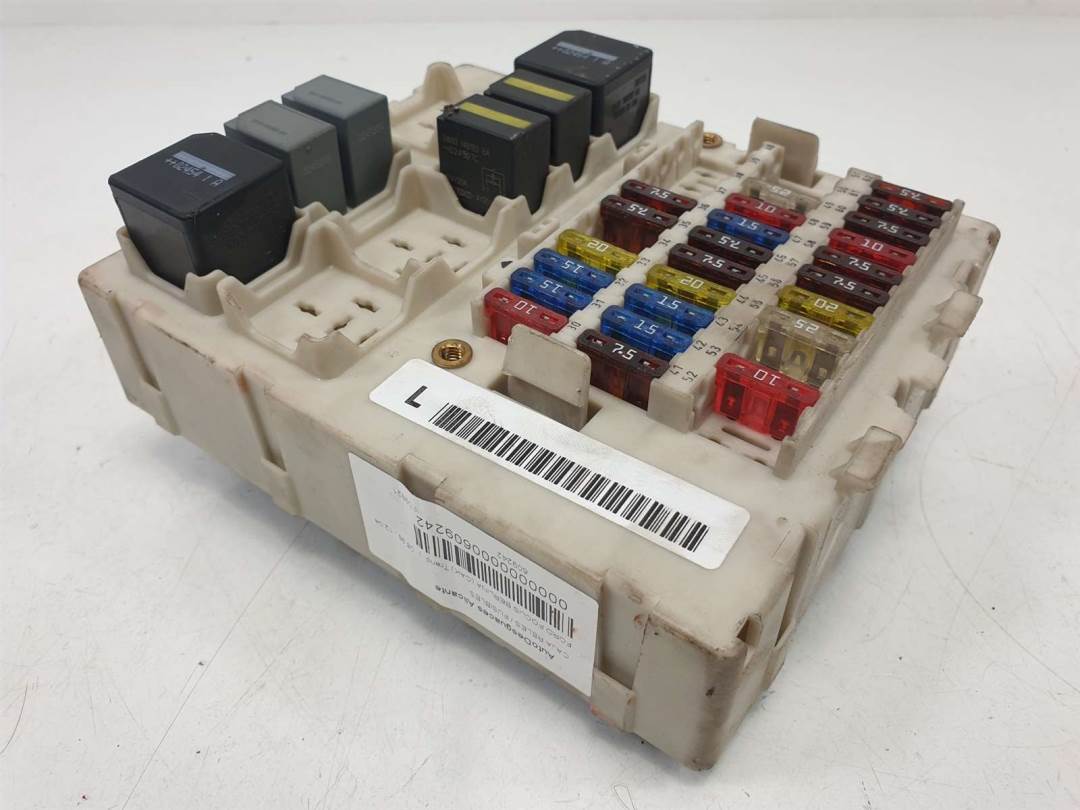CAJA RELES / FUSIBLES - 2M5T14A073AC - FORD - FOCUS BERLINA (CAK)