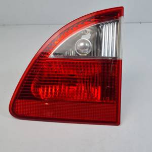 PILOTO TRASERO DERECHO INTERIOR 7M5945094D FORD GALAXY (VY) Autodesguaces Alicante