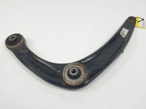 BRAZO SUSPENSION INFERIOR DELANTERO IZQUIERDO PEUGEOT 3008 (T84) Autodesguaces Alicante