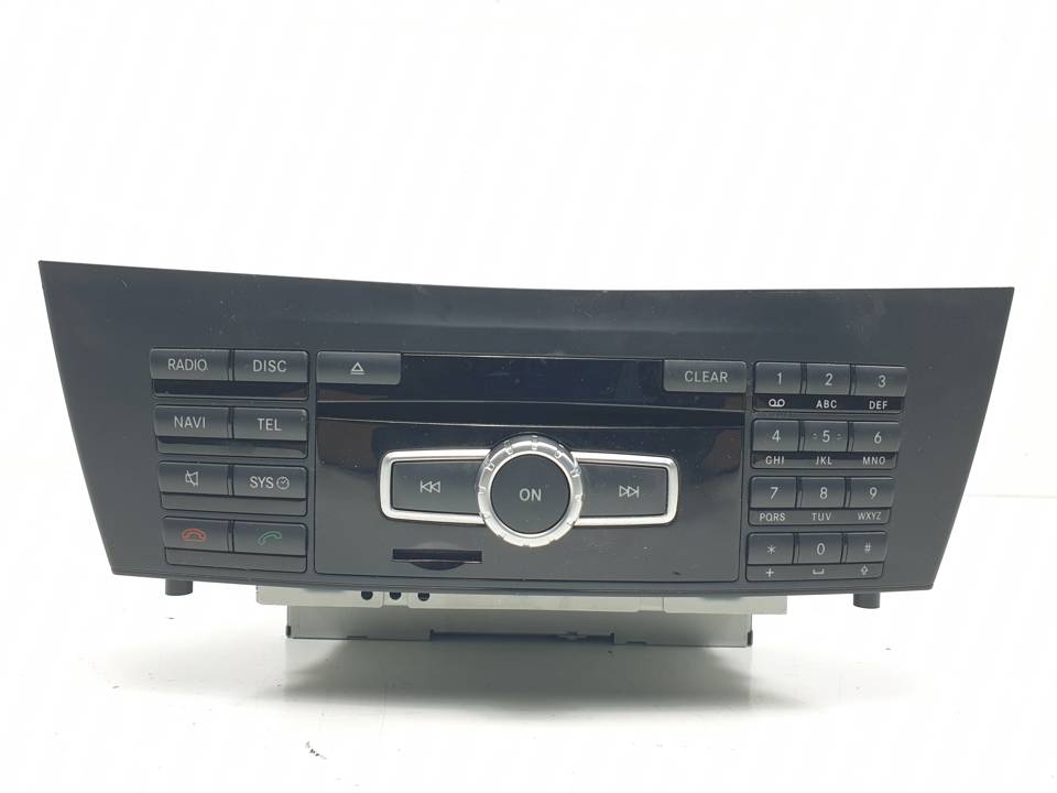 SISTEMA AUDIO / RADIO CD A2049005908 MERCEDES CLASE C (W204) FAMILIAR Autodesguaces Alicante