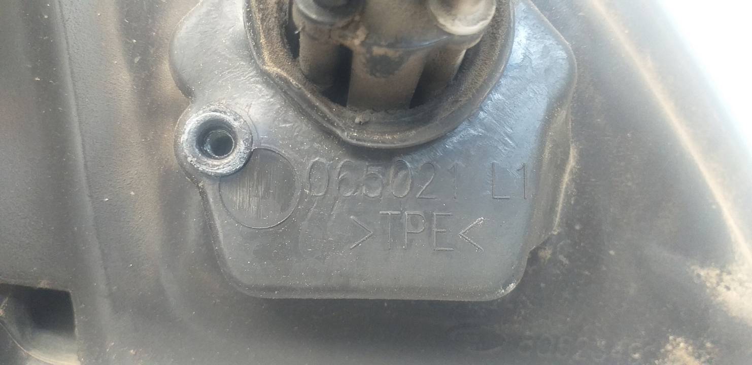 RETROVISOR IZQUIERDO