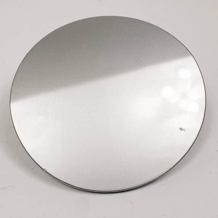TAPA EXTERIOR COMBUSTIBLE - TOYOTA - COROLLA VERSO (R1)