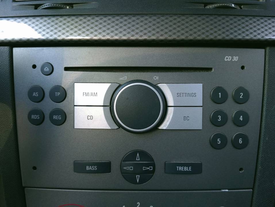 SISTEMA AUDIO / RADIO CD