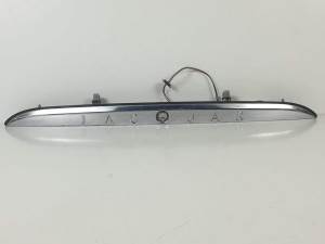 MOLDURAS TRASERAS XR8313550A6 JAGUAR S-TYPE Autodesguaces Alicante
