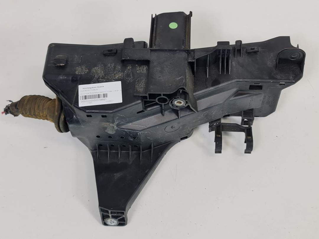 CAJA RELES / FUSIBLES - 9494210 - VOLVO - XC90