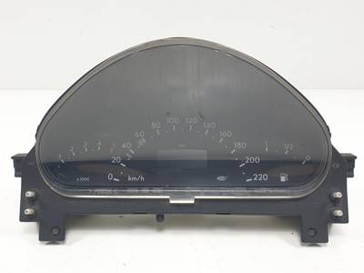 CUADRO INSTRUMENTOS A4144460221 MERCEDES VANEO (W414) FURGONETA COMPACTA Autodesguaces Alicante