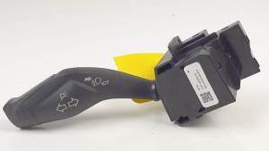 MANDO INTERMITENTES AV6T13335AE FORD FOCUS LIM. Autodesguaces Alicante
