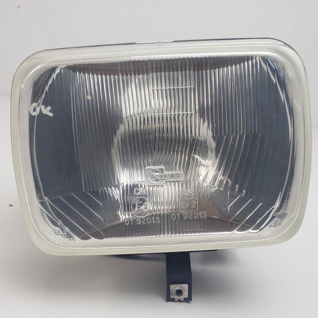 FARO DERECHO - 64704845 - RENAULT - EXPRESS