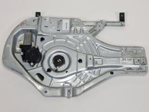 ELEVALUNAS DELANTERO DERECHO 824802E010 HYUNDAI TUCSON (JM) Autodesguaces Alicante
