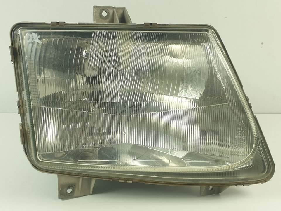 FARO DERECHO - MERCEDES - CLASE V (W638)