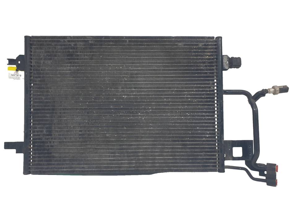 CONDENSADOR / RADIADOR AIRE ACONDICIONADO 8D0260401G AUDI A4 BERLINA (B5) (8D2) Autodesguaces Alicante