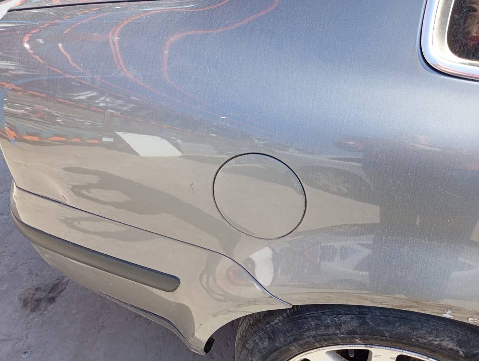 TAPA EXTERIOR COMBUSTIBLE