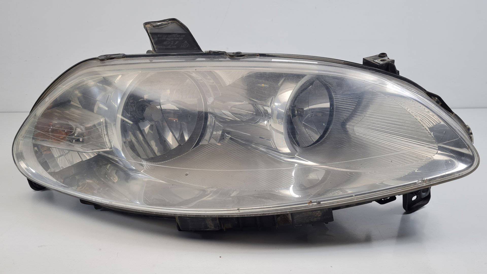 Phare droit - 51801265 - FIAT - CROMA (194)