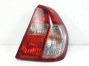 PILOTO TRASERO DERECHO RENAULT CLIO II SYMBOL Autodesguaces Alicante