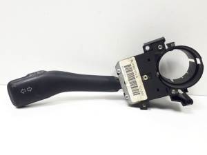 MANDO INTERMITENTES 8LO953513G VOLKSWAGEN GOLF IV BERLINA (1J1) Autodesguaces Alicante