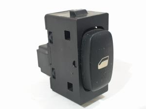 MANDO ELEVALUNAS TRASERO DERECHO 96360166XT PEUGEOT 307 BERLINA (S2) Autodesguaces Alicante