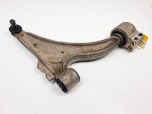 BRAZO SUSPENSION INFERIOR DELANTERO DERECHO 13334021 OPEL ASTRA J LIM. Autodesguaces Alicante