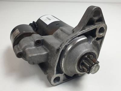 MOTOR ARRANQUE 020911023FX VOLKSWAGEN GOLF IV BERLINA (1J1) Autodesguaces Alicante