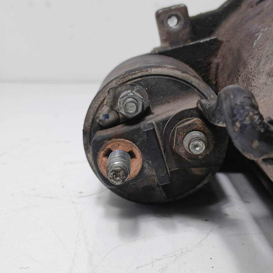 Foto 4 de Motor Arranque Mercedes Sprinter 02.00 -> Caja Cerrada (1999–2006)