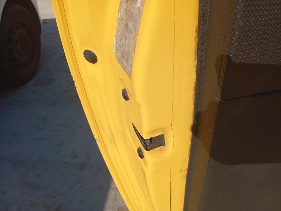 CERRADURA PUERTA DELANTERA IZQUIERDA