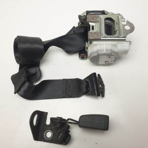 CINTURON SEGURIDAD TRASERO DERECHO SEAT ARONA Autodesguaces Alicante