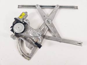 ELEVALUNAS TRASERO DERECHO 834603E000 KIA SORENTO Autodesguaces Alicante