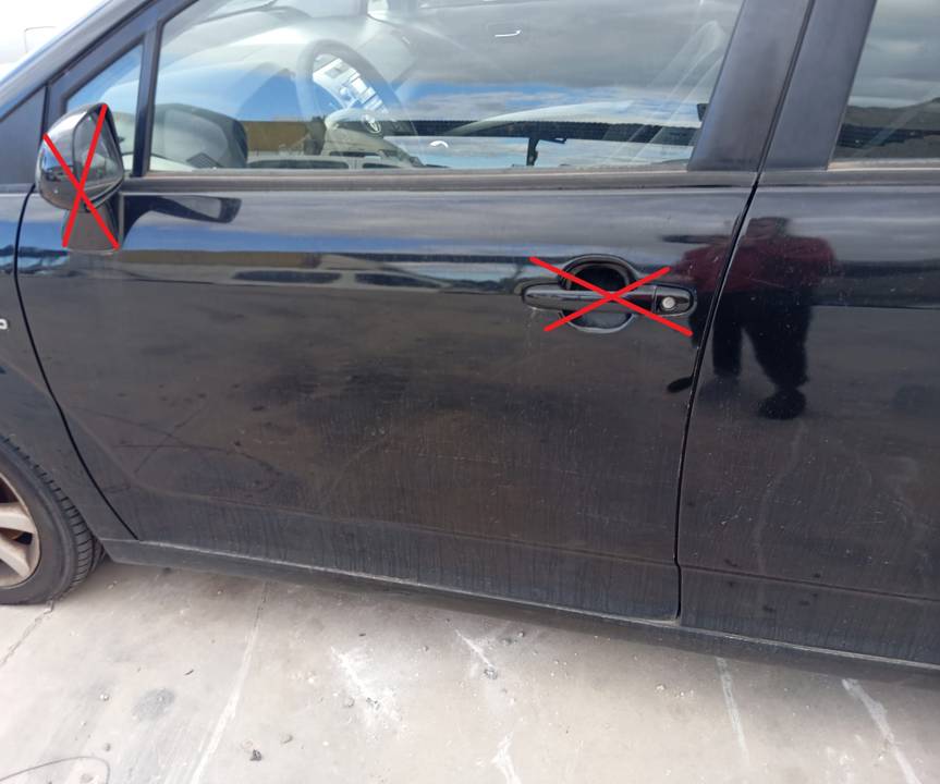 PUERTA DELANTERA IZQUIERDA