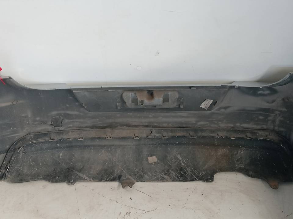 PARAGOLPES TRASERO