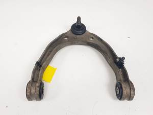 BRAZO SUSPENSION SUPERIOR DELANTERO IZQUIERDO 7L0407047A PORSCHE CAYENNE (TYP 9PA) Autodesguaces Alicante