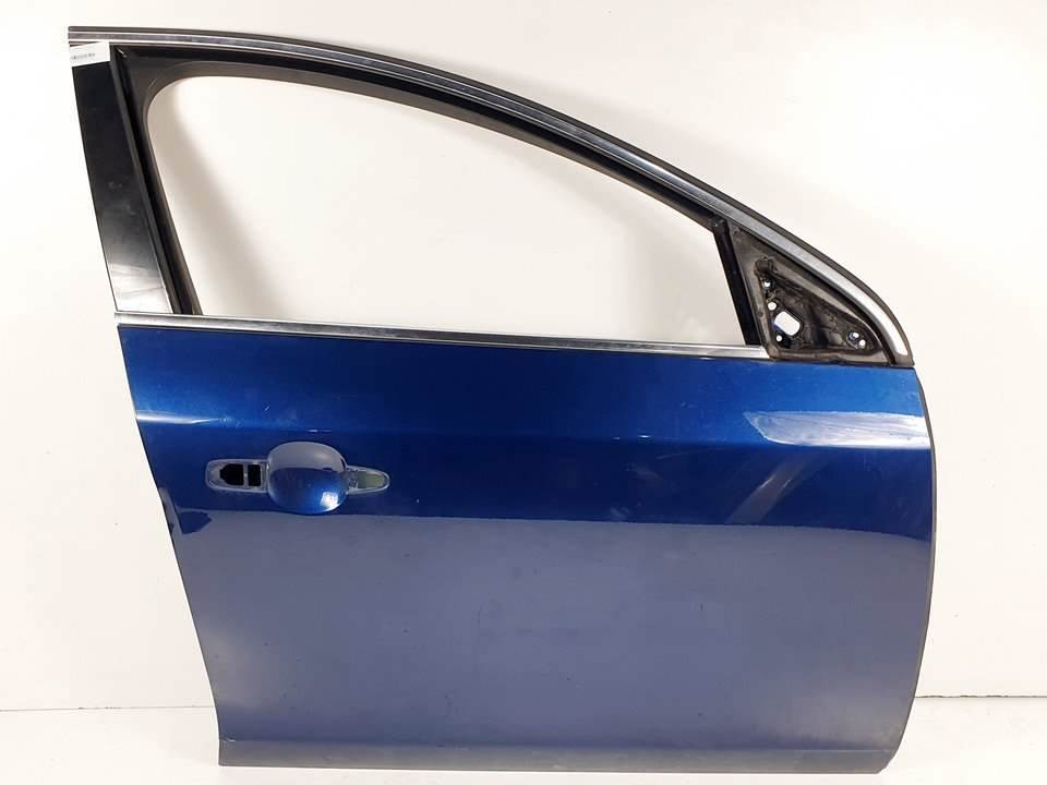 PUERTA DELANTERA DERECHA - VOLVO - V60 KOMBI