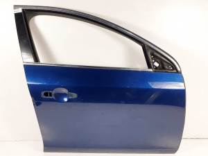 PUERTA DELANTERA DERECHA VOLVO V60 KOMBI Autodesguaces Alicante