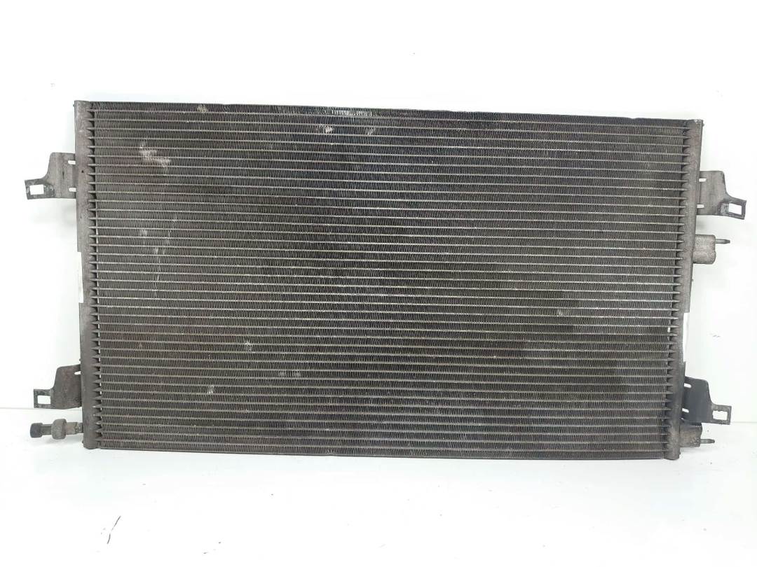 CONDENSADOR / RADIADOR AIRE ACONDICIONADO - 8200008763 - RENAULT - LAGUNA II (BG0)