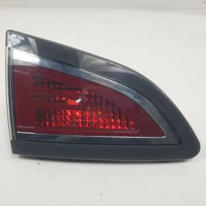 PILOTO TRASERO IZQUIERDO INTERIOR 265551471R RENAULT SCENIC III (JZ) Autodesguaces Alicante