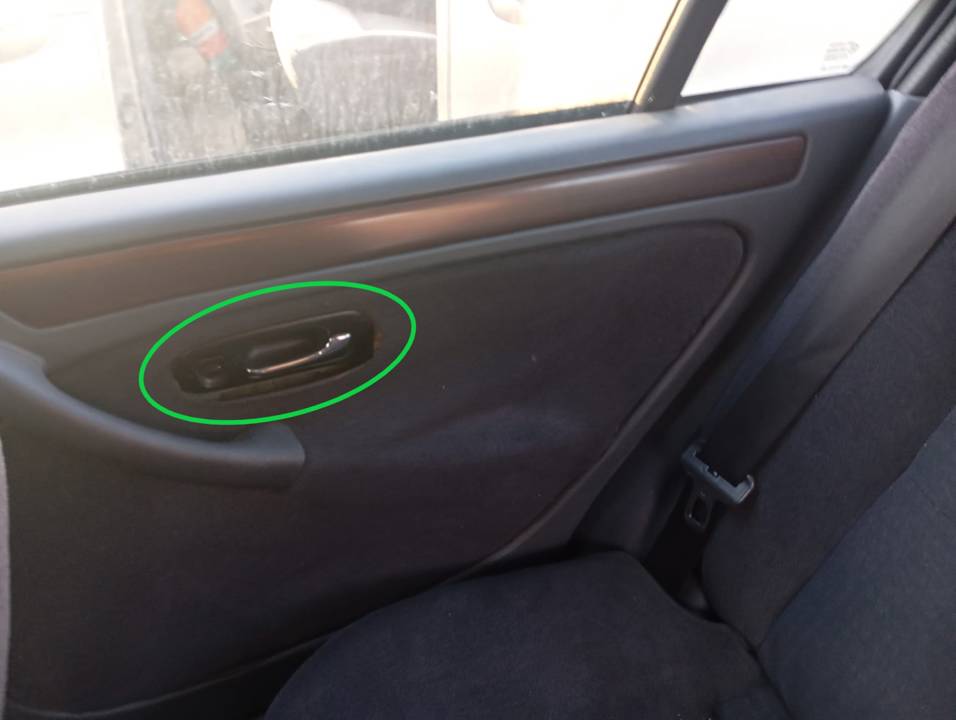 MANETA INTERIOR TRASERA IZQUIERDA