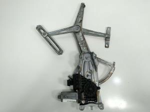 ELEVALUNAS DELANTERO IZQUIERDO 0130821768 OPEL ZAFIRA A Autodesguaces Alicante