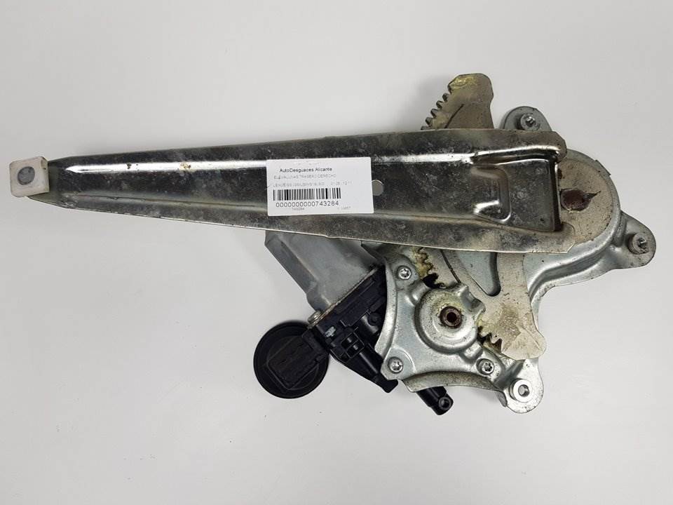 ELEVALUNAS TRASERO DERECHO - 8572058010 - LEXUS - GS (GS/US/WS19)
