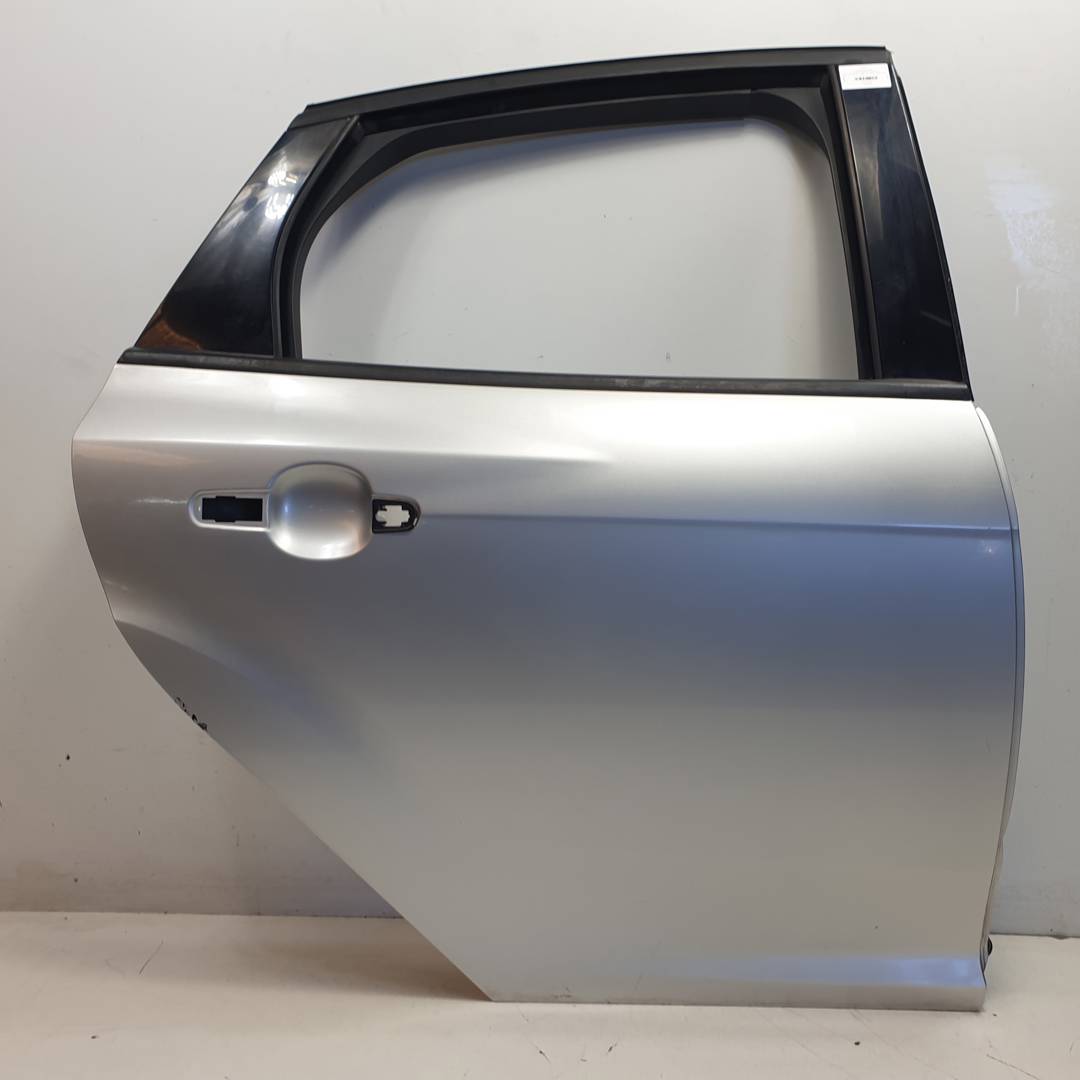 PUERTA TRASERA DERECHA - FORD - FOCUS LIM. (CB8)
